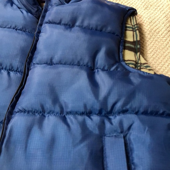 Vest - Picture 6 of 6